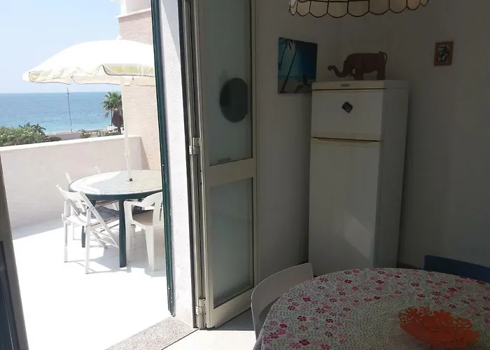 Apartment Casa Anna In Riva Al Mare